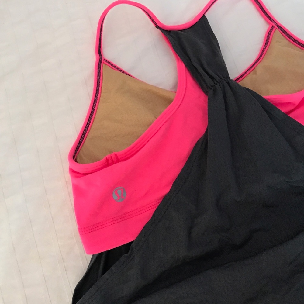 Lululemon Built in sports bra top barely worn